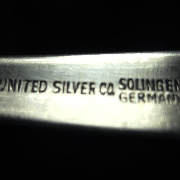 35 Pcs. SOLINGEN Silverware Flatware Sets. 5  table spoons and 10 each ETC. - Picture 4 of 4